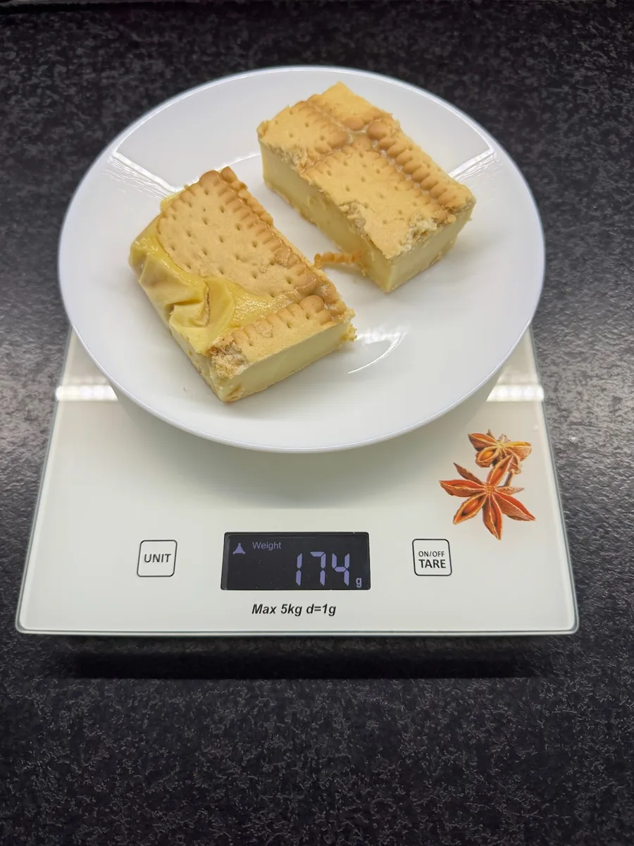 Drugie śniadanie MójCatering na wadze kuchennej